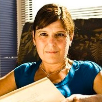 Dr. Marisa de Giusti headshot